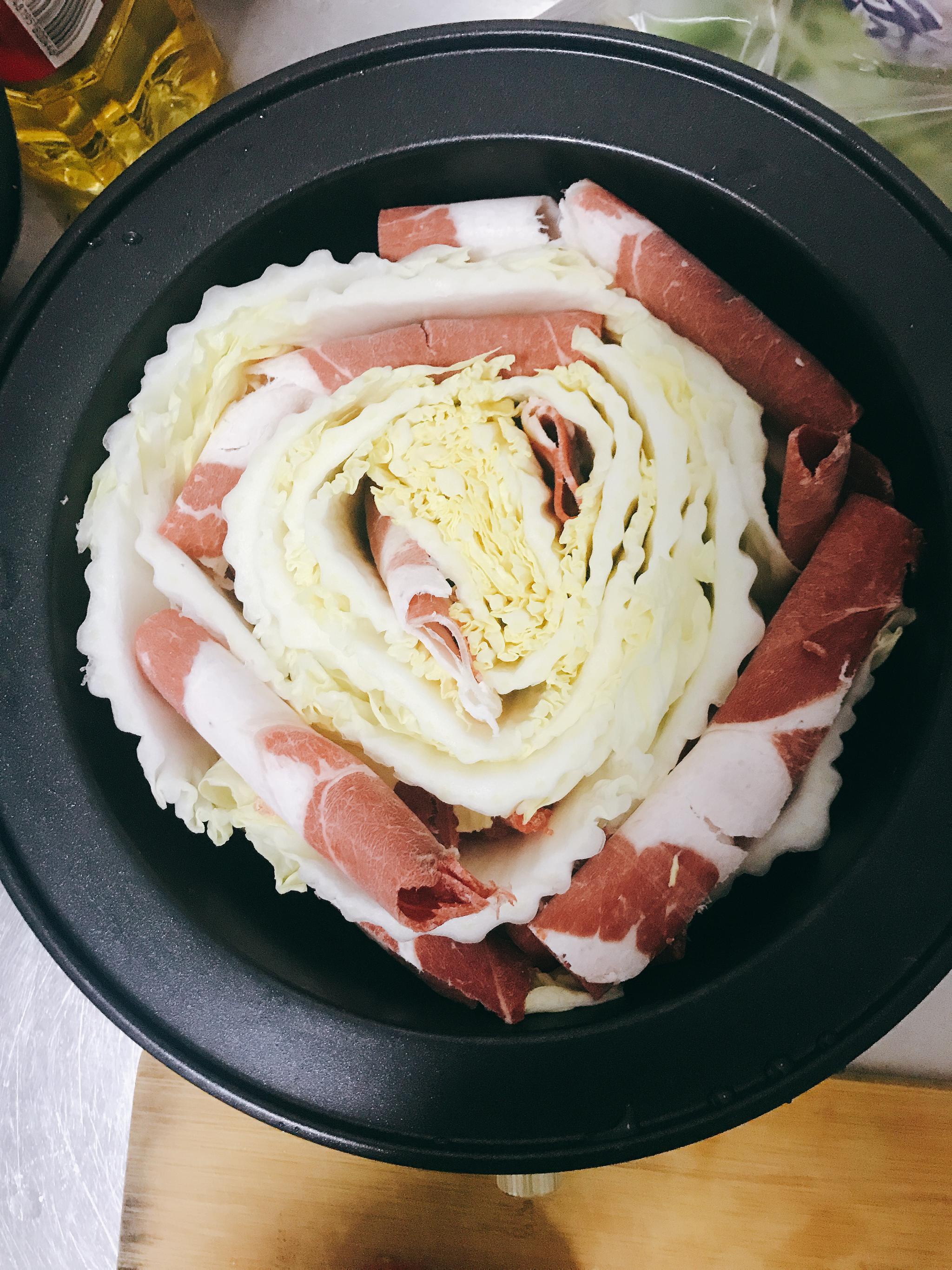 自制白菜肥牛锅