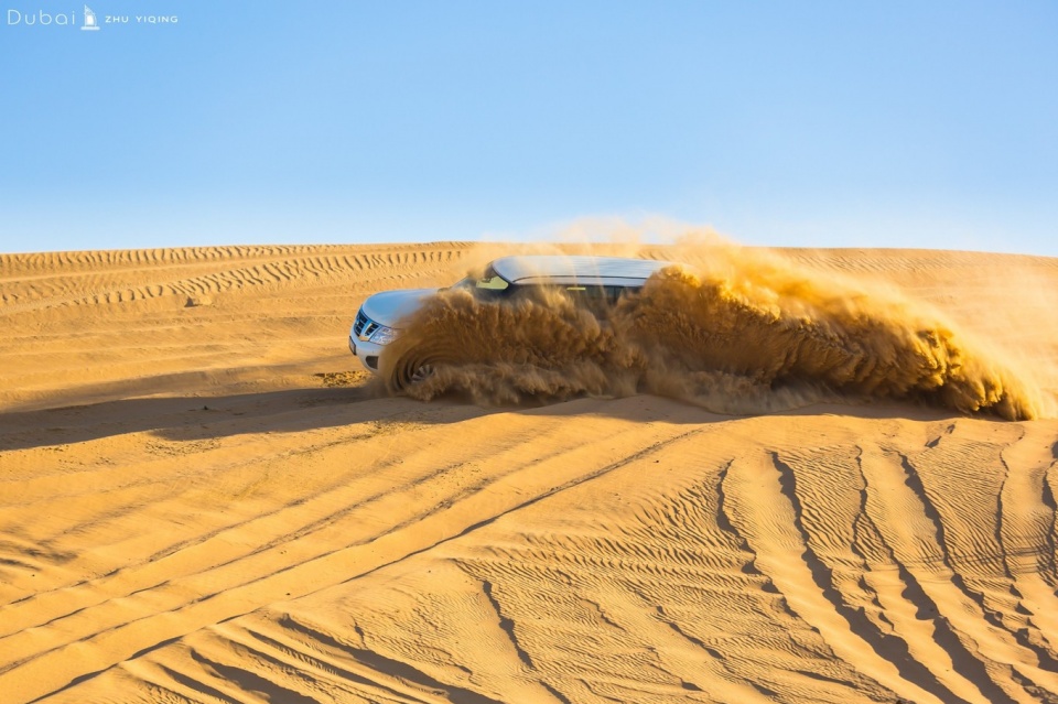花儿与少年许晴同款冲沙,迪拜必体验的沙漠运动,你敢尝试吗?