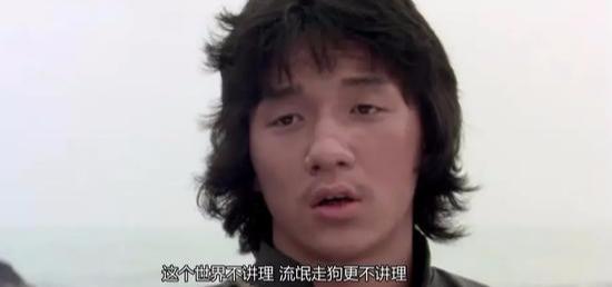 与李小龙斗殴，和成龙交恶，昔日影坛大哥走向没落，终凄冷离世
