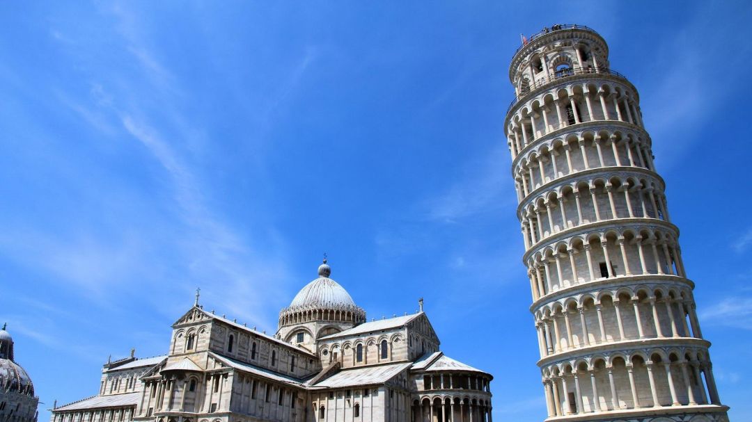 比萨斜塔倾倒危机顶尖专家束手无策却靠一小男孩解决