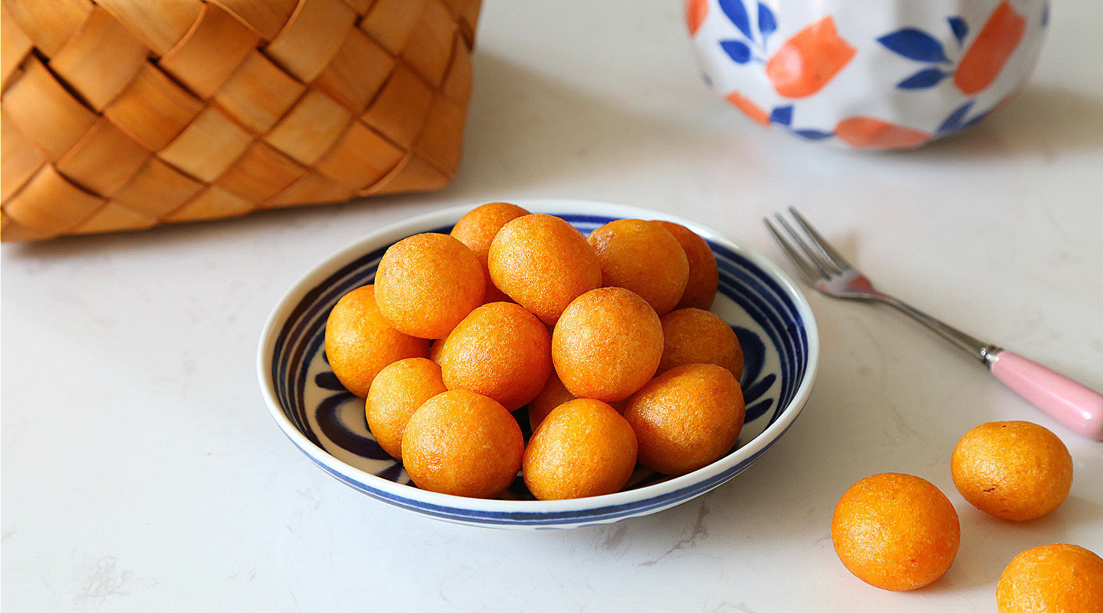 台湾夜市必吃小吃qq地瓜球,教你自己在家轻松搞定!