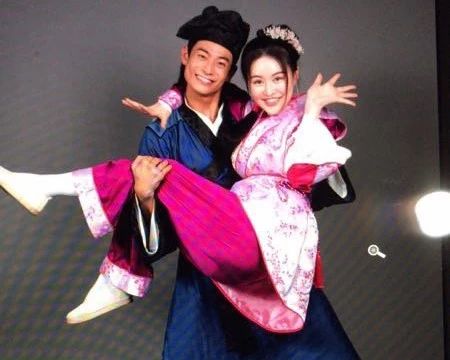 王晶监制新《唐伯虎》,星爷被陈浩民代替,原班人马也难救场?