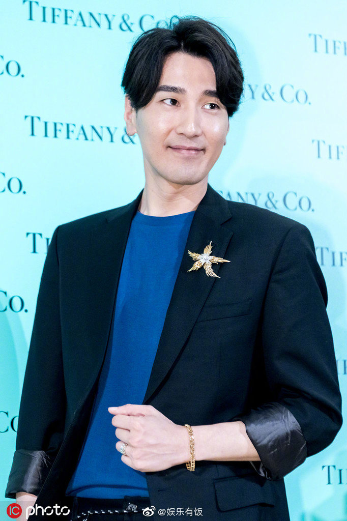 8月1日,@hero赵又廷 @牛超s 在南京出席品牌活动