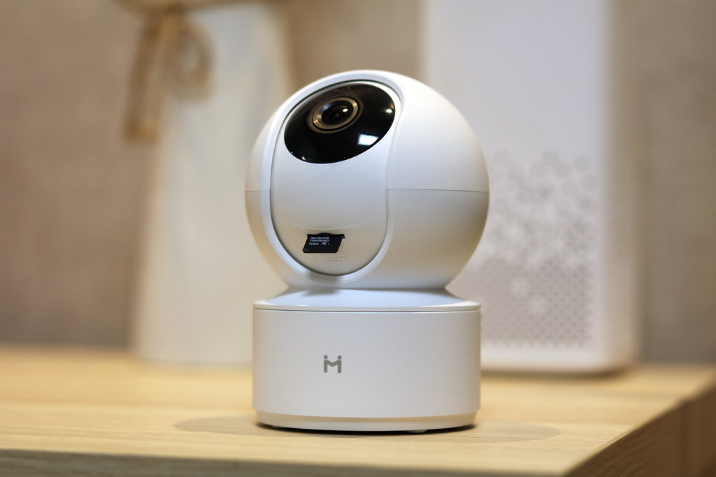 小米生态链企业打造居家安防产品，小白智能摄像机360度监控
