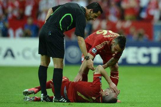 里贝里离开拜仁!盘点安联国王经典时刻:晃倒梅西,金球奖被抢劫