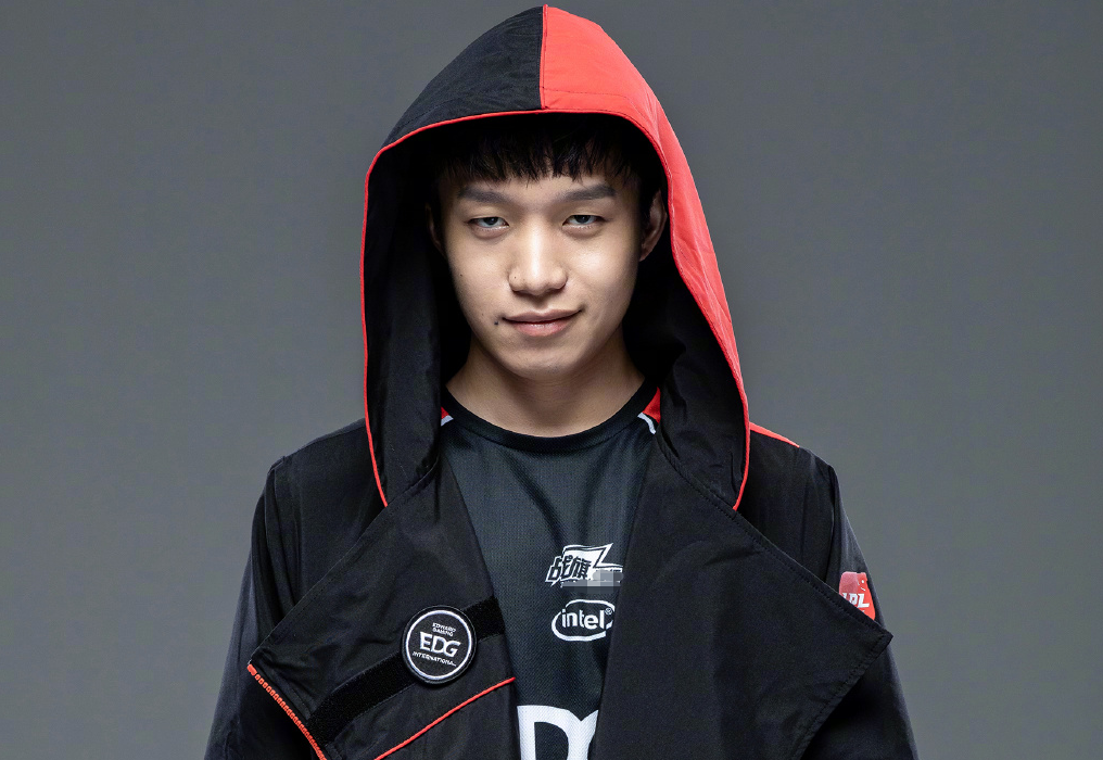 连edg明凯伊芙琳都救不了他,fpx有望六连胜