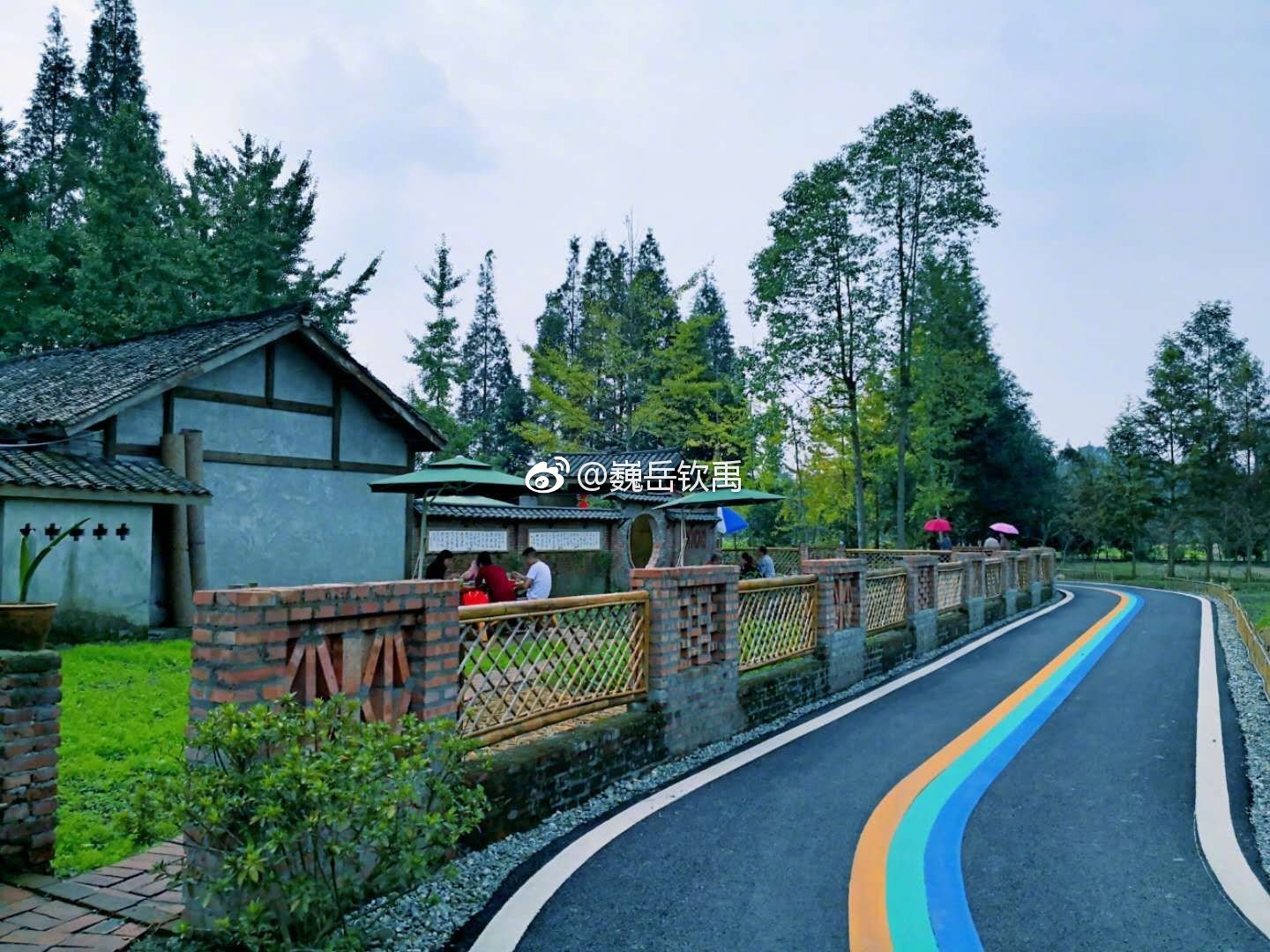 七里诗乡位于都江堰市柳街镇金龙,七里社区,面积5739亩