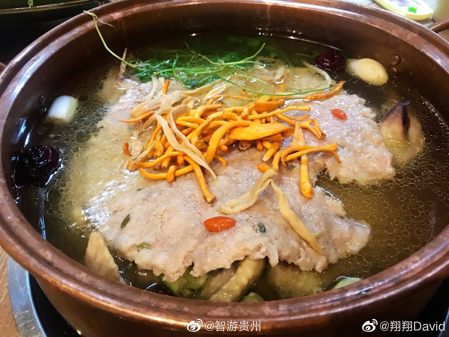 青岩古镇的长寿果,龙里的肉饼鸡,四季贵州的狂浪,豆花鸡丝面