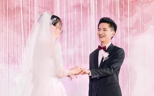 《快乐星球》15年过去,丁凯乐结婚,冰柠檬当网红,她嫁给小包总