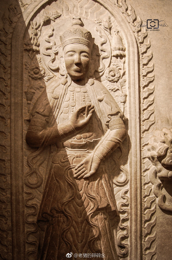 为什么于朦胧一边参加追光吧哥哥一边拍戏