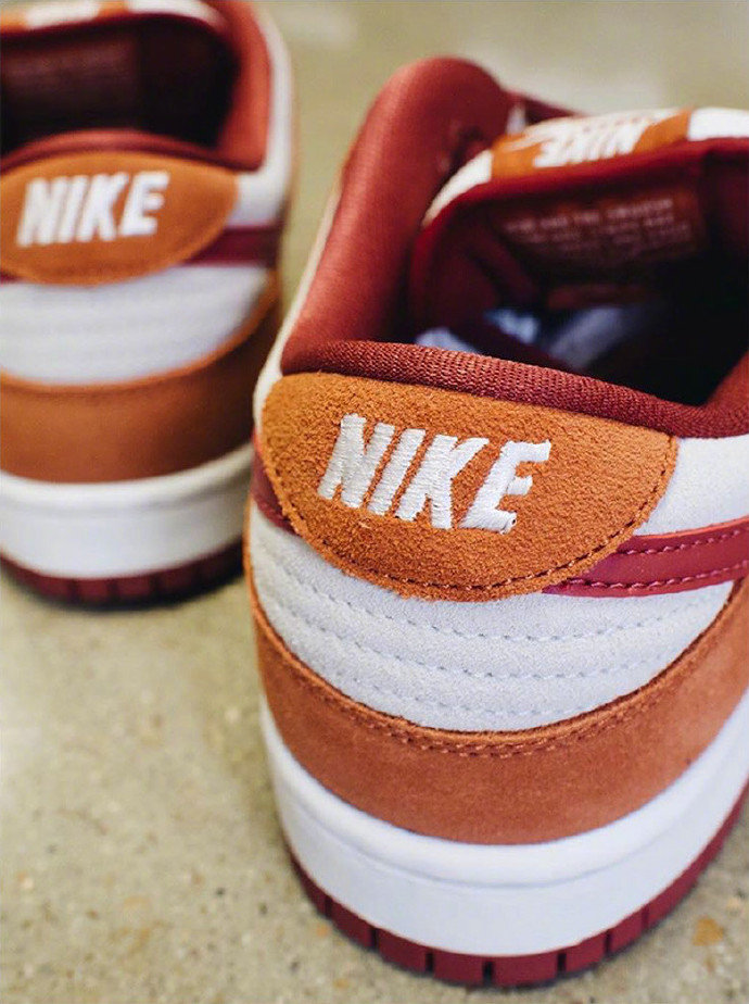 nike sb dunk cedar