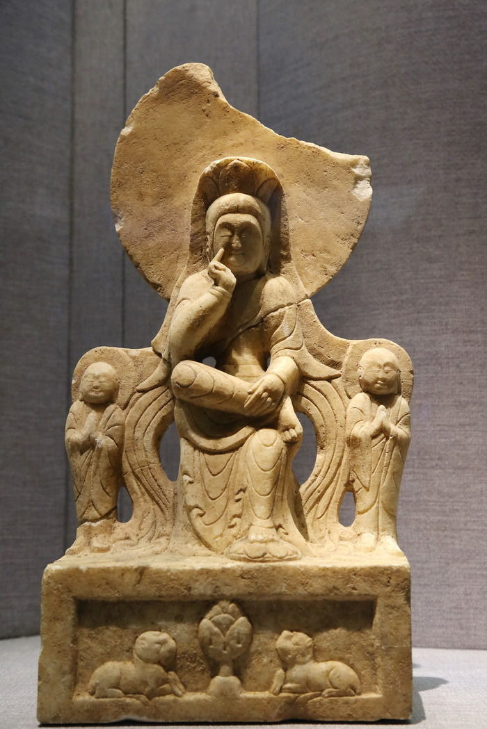 北齐的思惟菩萨