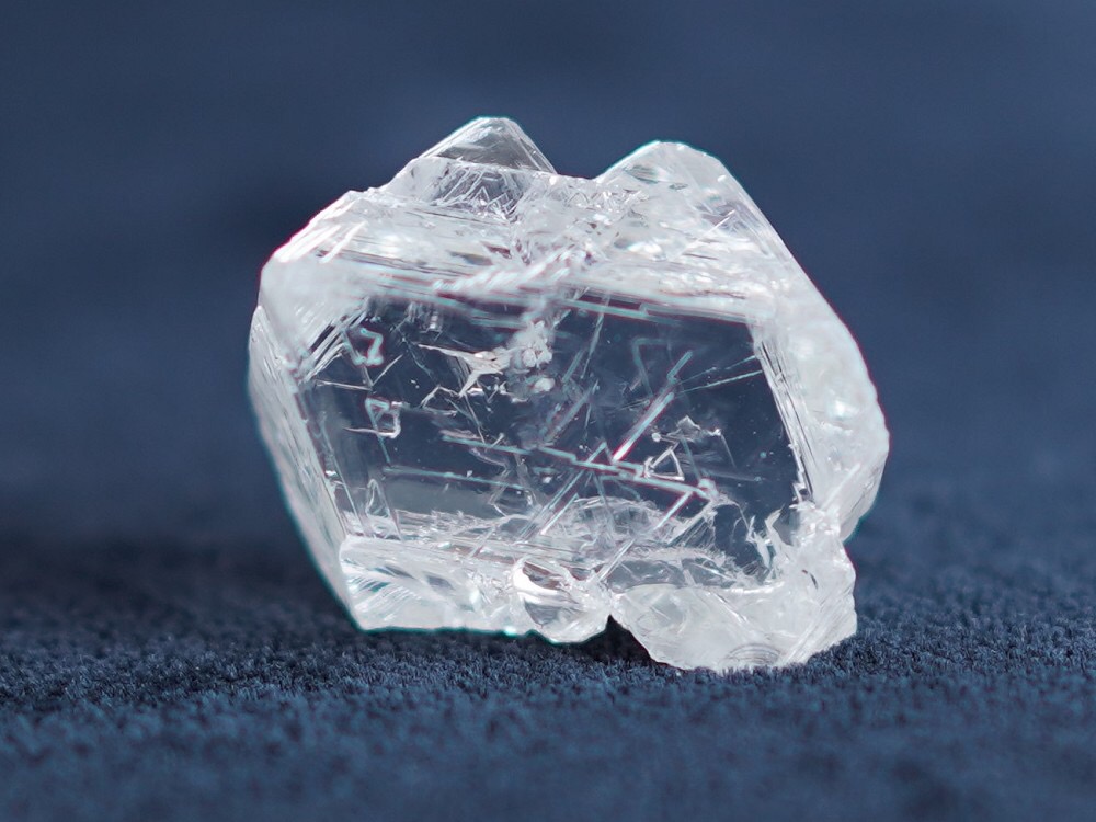 俄罗斯钻石开采商 Alrosa 上周宣布