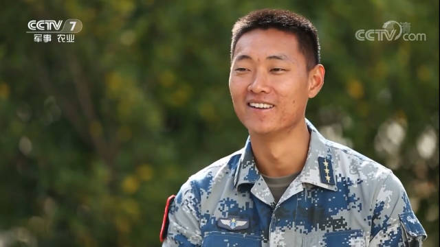 《军旅人生》刘金沂:雷神出击 | cctv军事