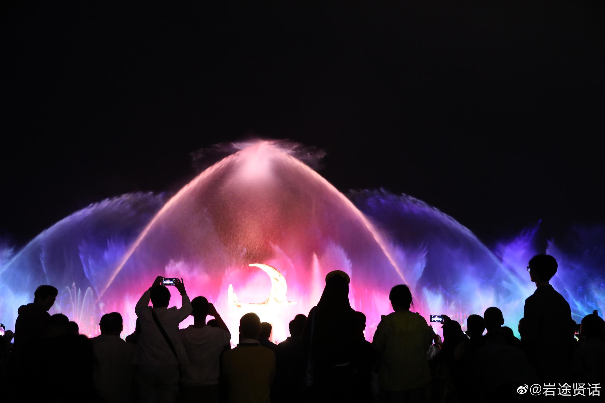 又一网红打卡地——净月潭音乐喷泉水景灯光秀今晚将正式启幕|净月潭|