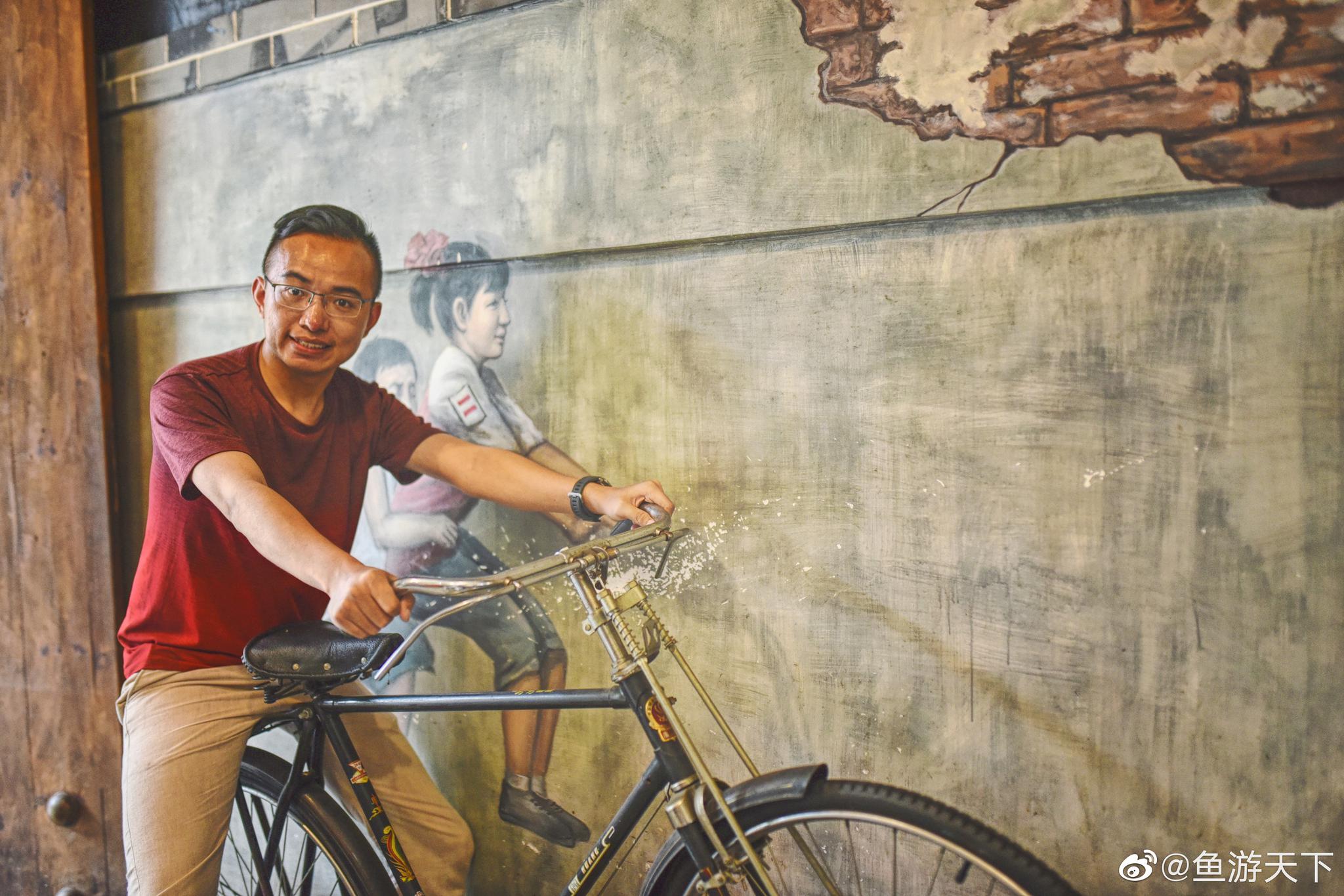 于8090后而言儿时就是铁道旁赤脚追晚霞玻璃珠铁盒英雄卡