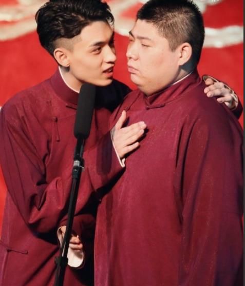 德云社孙九香怼观众粉丝鼓掌夸好帅