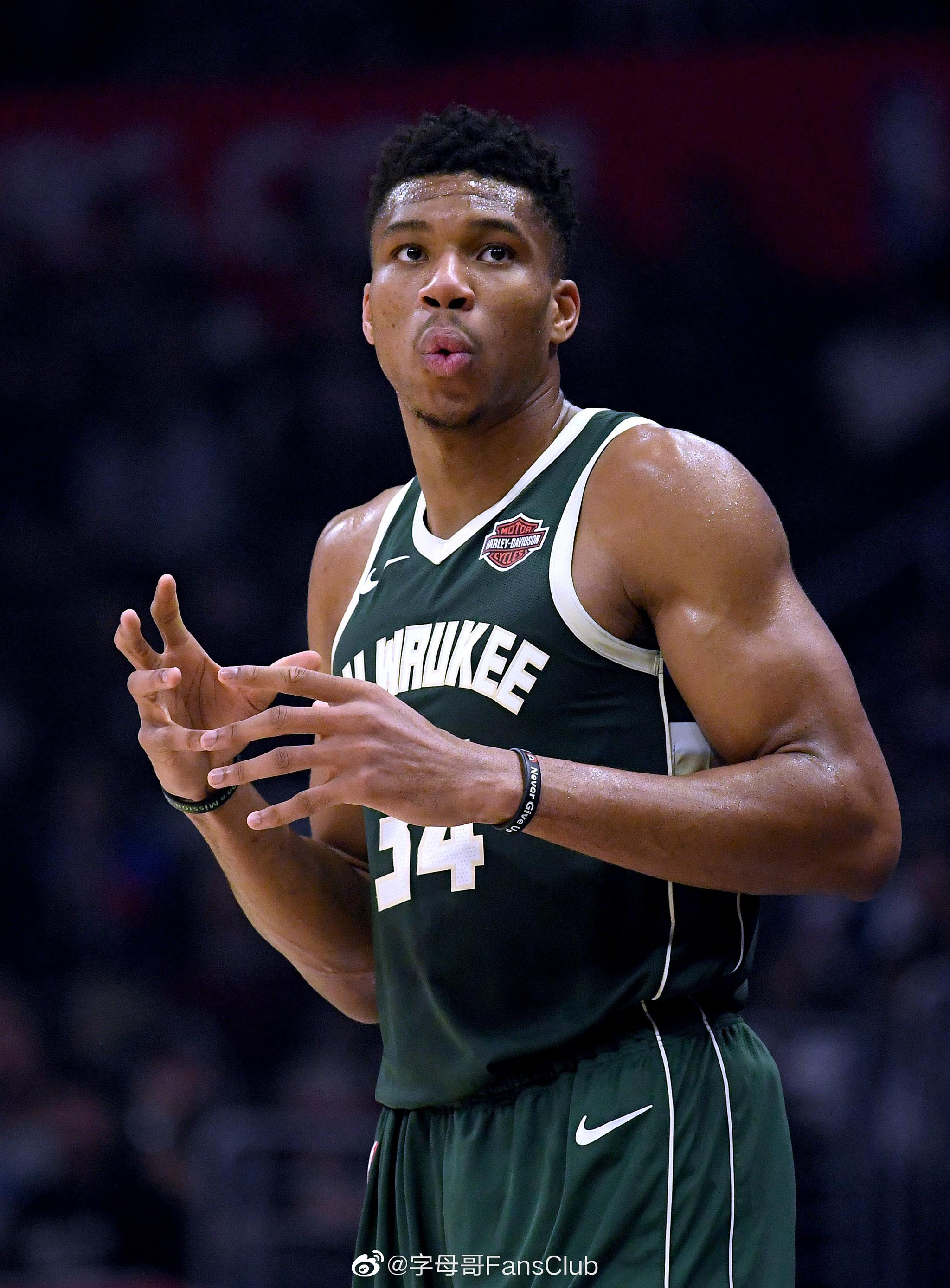 字母哥高清比赛照片image @holiwell