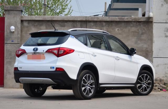 宋新能源 宋ev400智联进享型,外观漂亮得没话说,简直无可挑剔