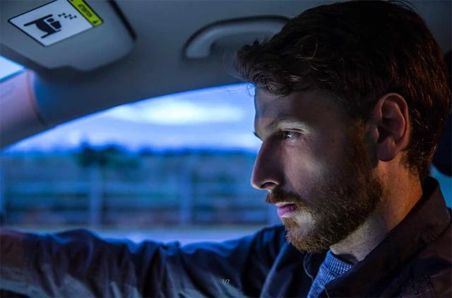 驾车前要清楚认清自己的状态，有这些不妥的情况时千万别握方向盘