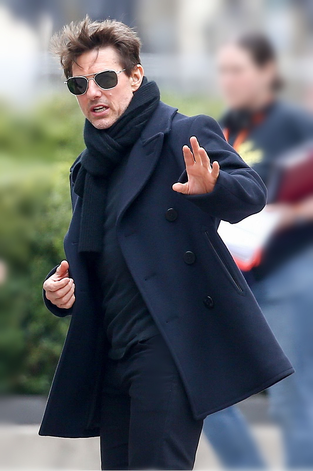 烦恼的阿汤哥去拍32年前成名作续集了