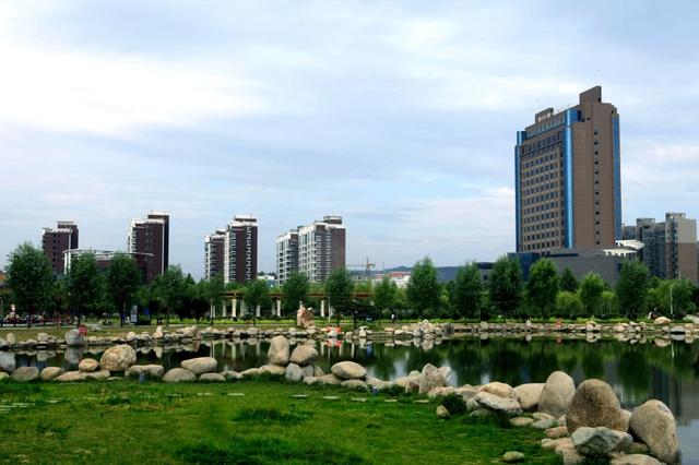 风雨兼程四十载 凝心聚力谱新篇——卢氏县改革开放40