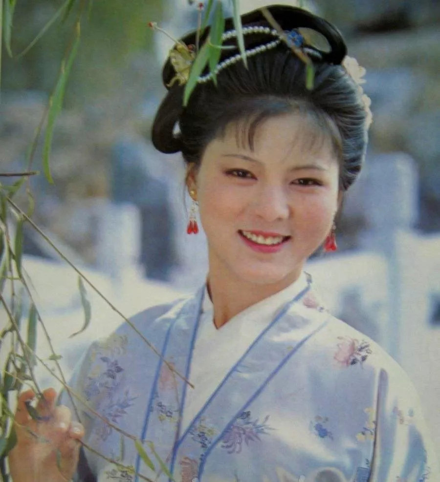 翻书||刘晓蕾,爱宝玉可以理解,你为啥还会喜欢西门庆?