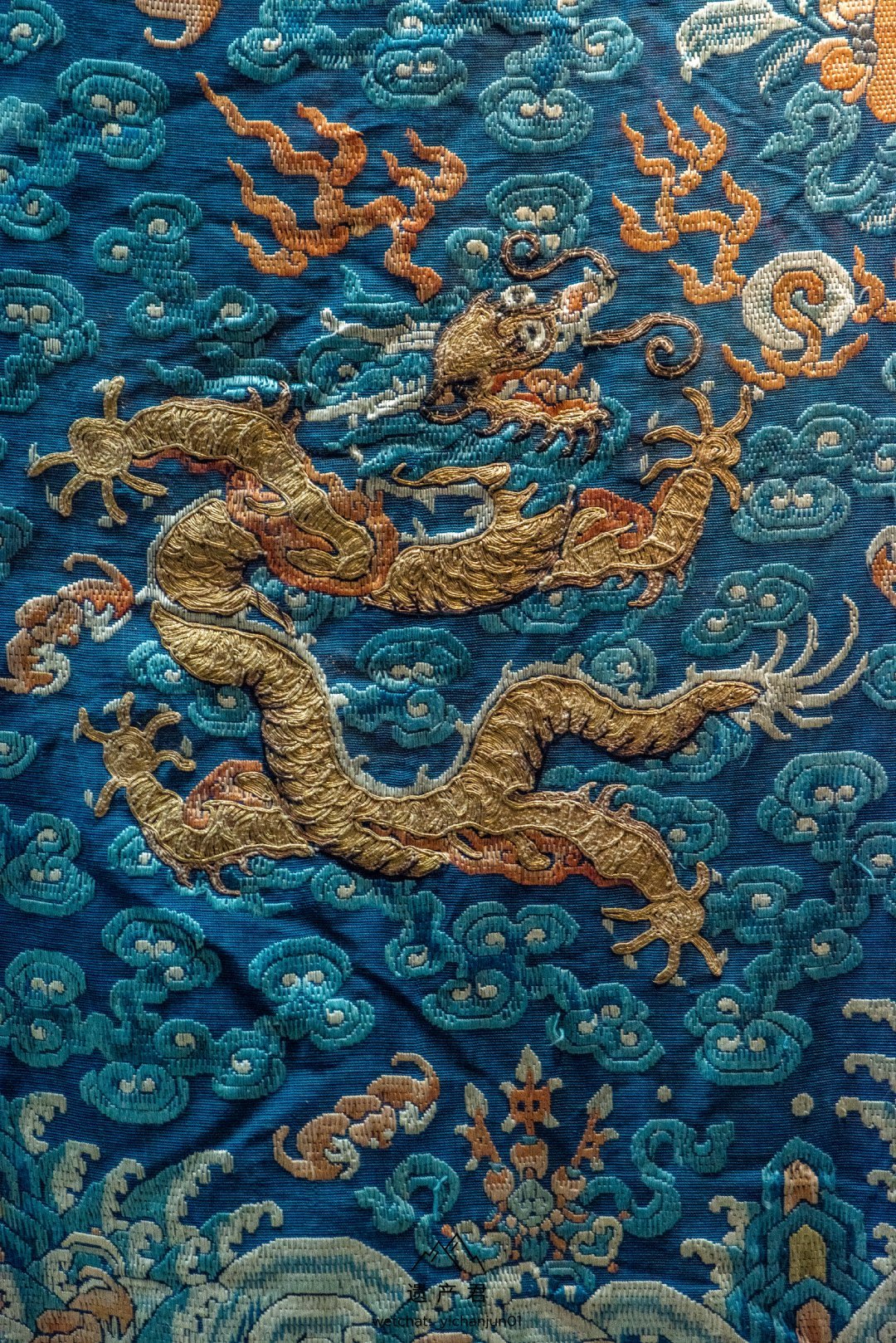 敦煌市博物馆藏· 清代龙袍|敦煌市博物馆|龙袍|文物_新浪新闻