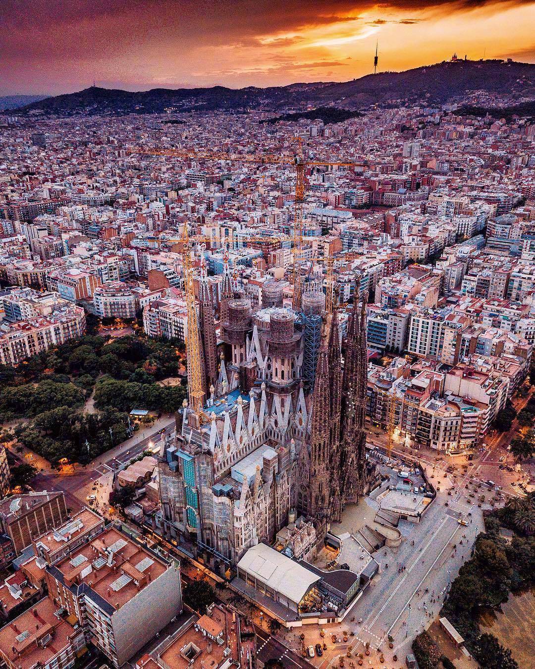 西班牙巴塞罗那旅游攻略_著名建筑_高迪_圣家族大教堂_巴特罗之家 | 艾格蓝宝 - 欧洲高端旅游