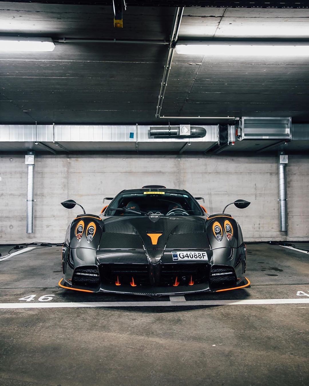 400万欧的全球限5 帕加尼huayra imola!-新浪汽车