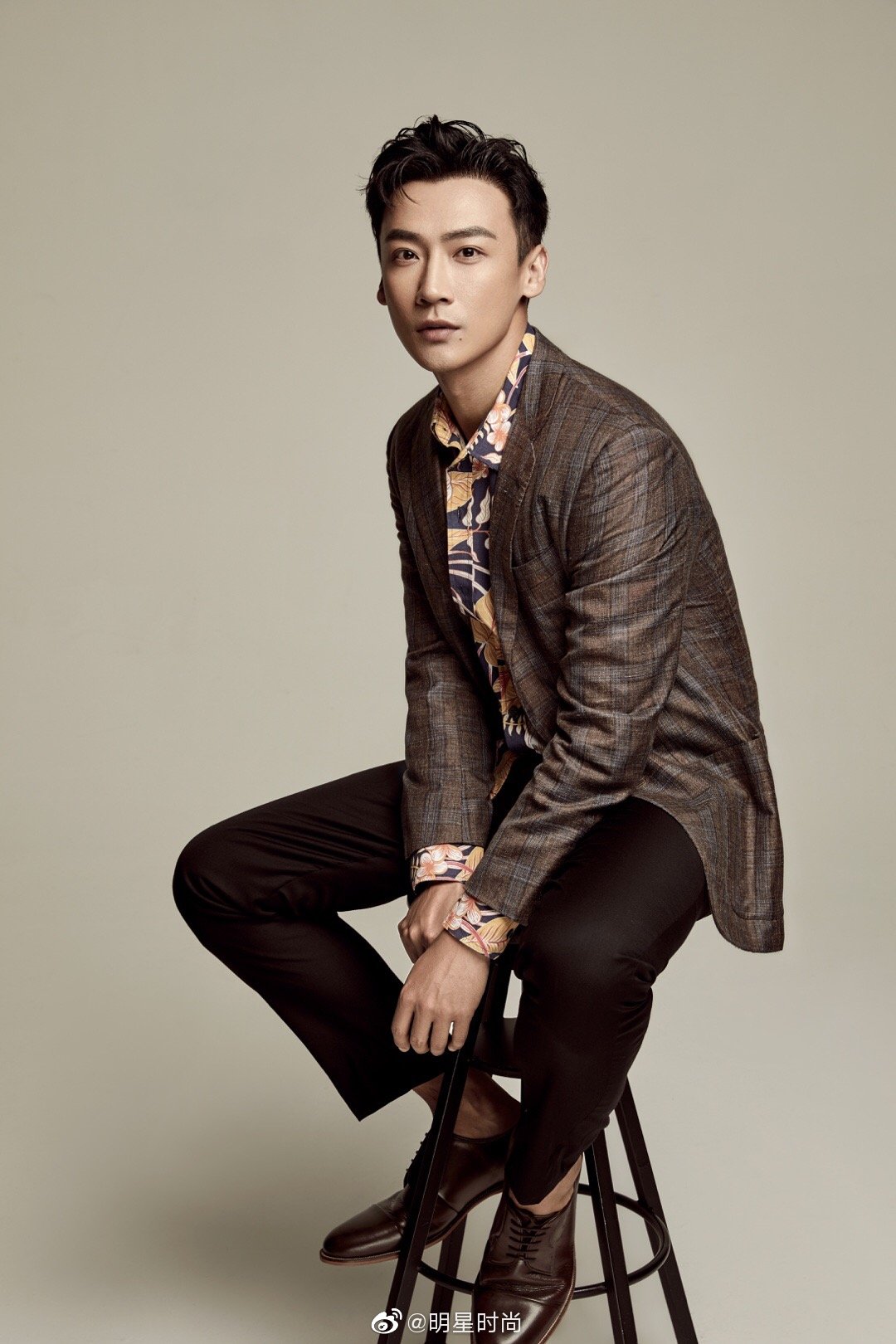 最近看完电影《追龙2》,被演员@叶项明 的演技圈粉