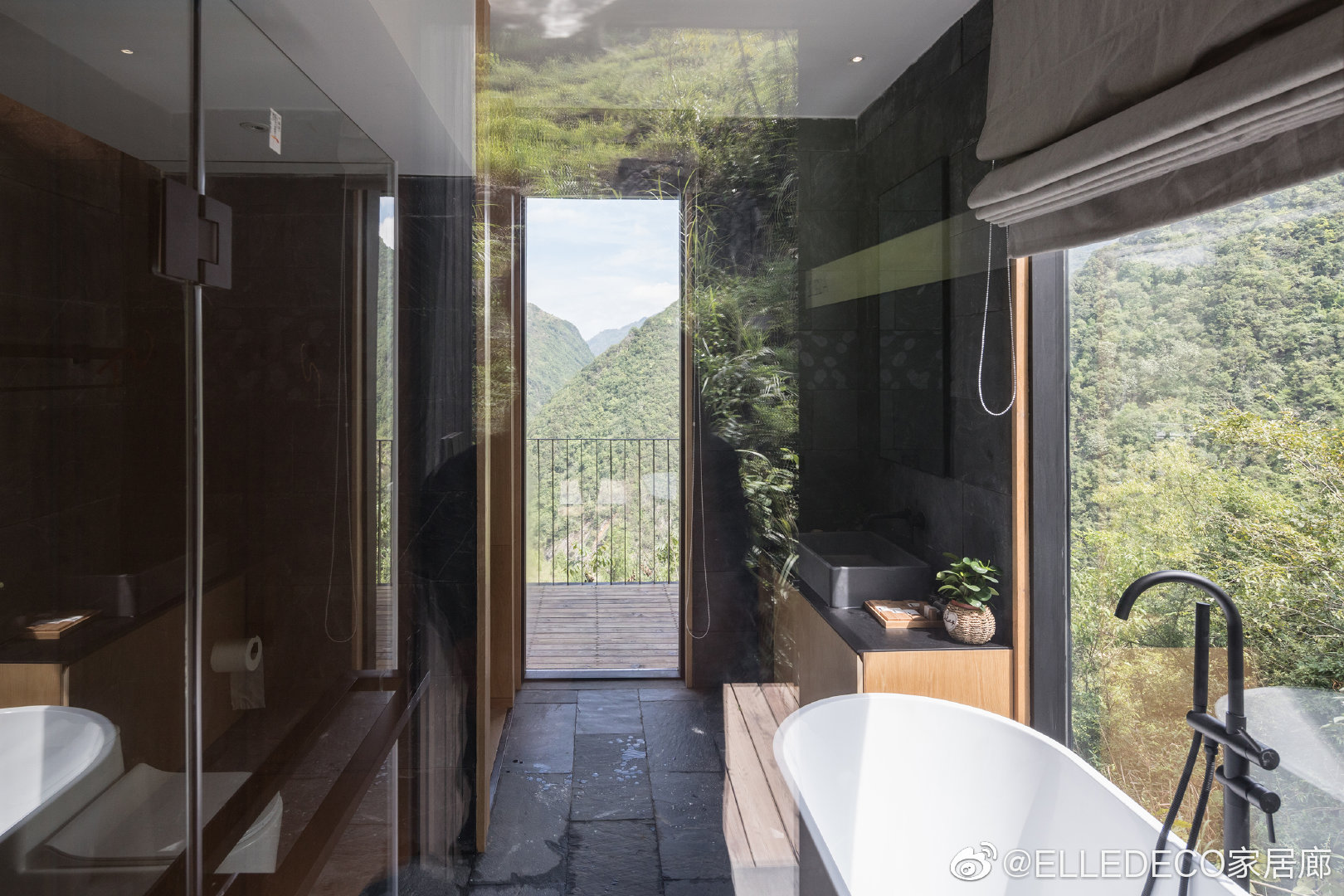 贵州,独揽山景的几何盒子,木屋酒店。(设计:休耕建筑|贵州|山景|木屋_新浪新闻