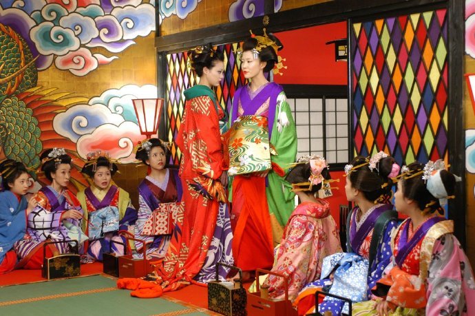 花魁 来自蜷川实花作品 布景 色调 服装 一个字 美