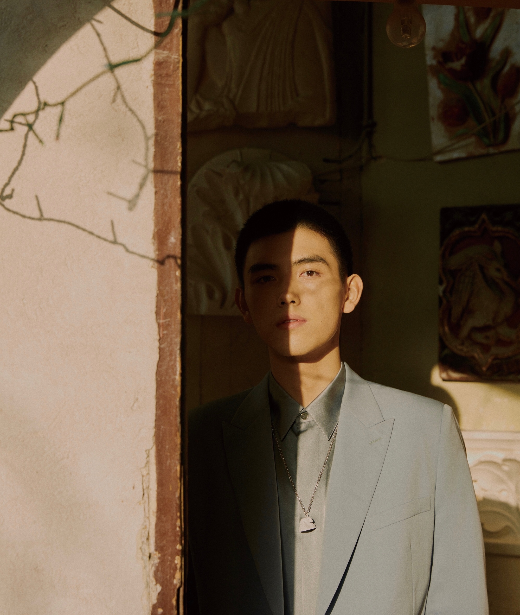 春日里的文艺少年@陈飞宇arthur ,寸头搭配超a眼神