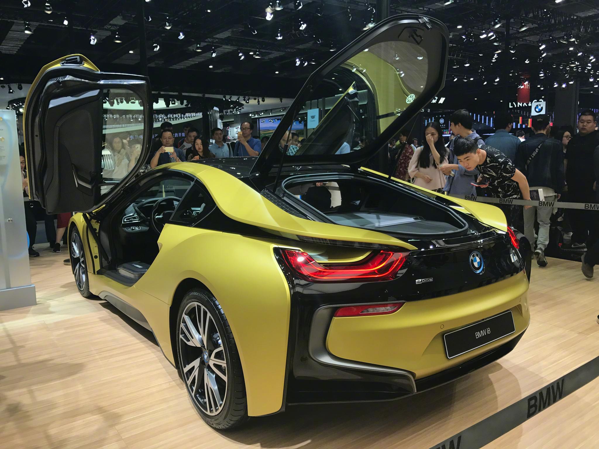 宝马bmwi8