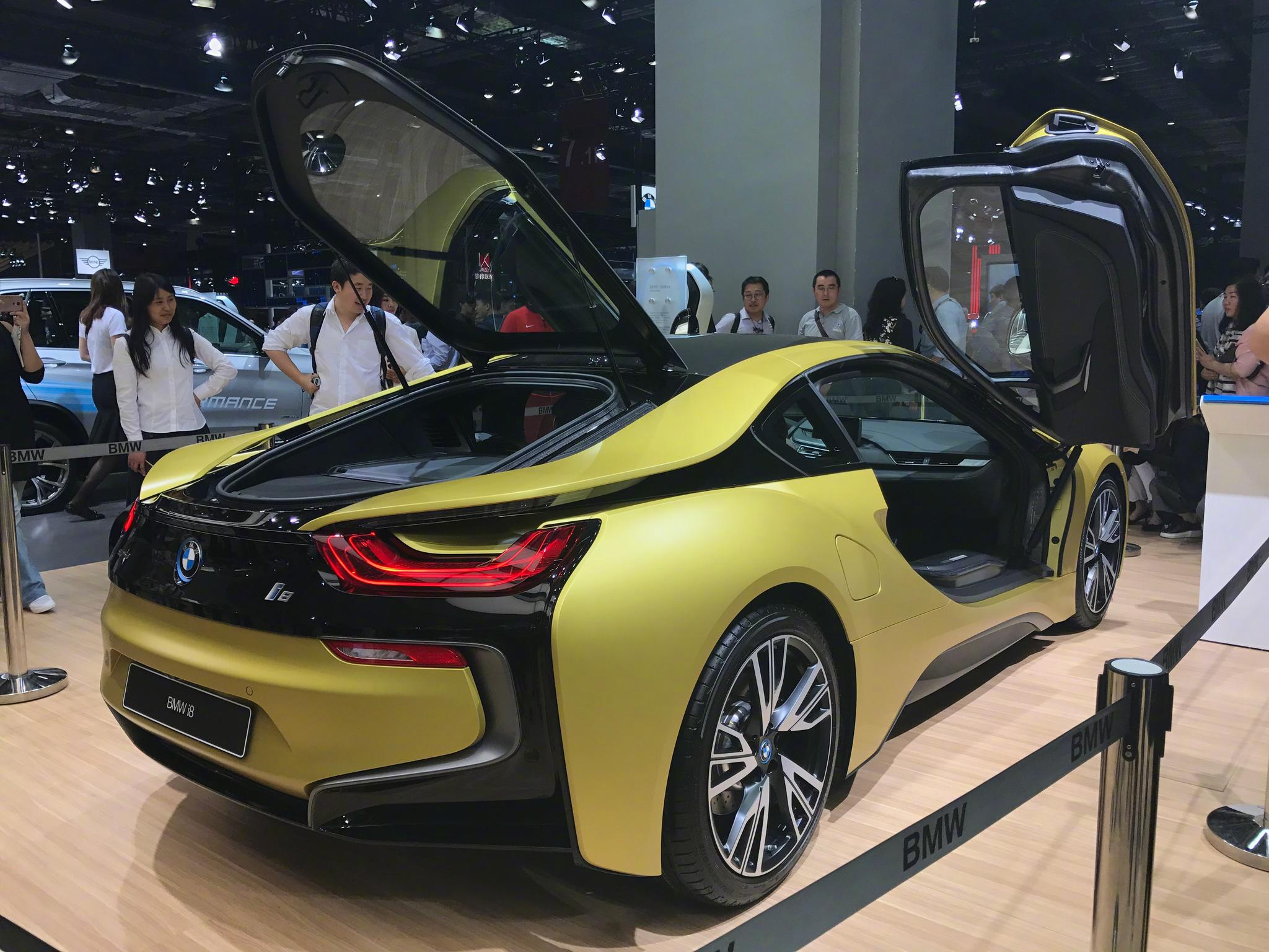 宝马bmwi8