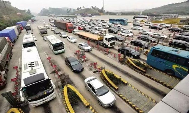 省界收费站取消 高速费是不是就便宜了？专家：你想多了