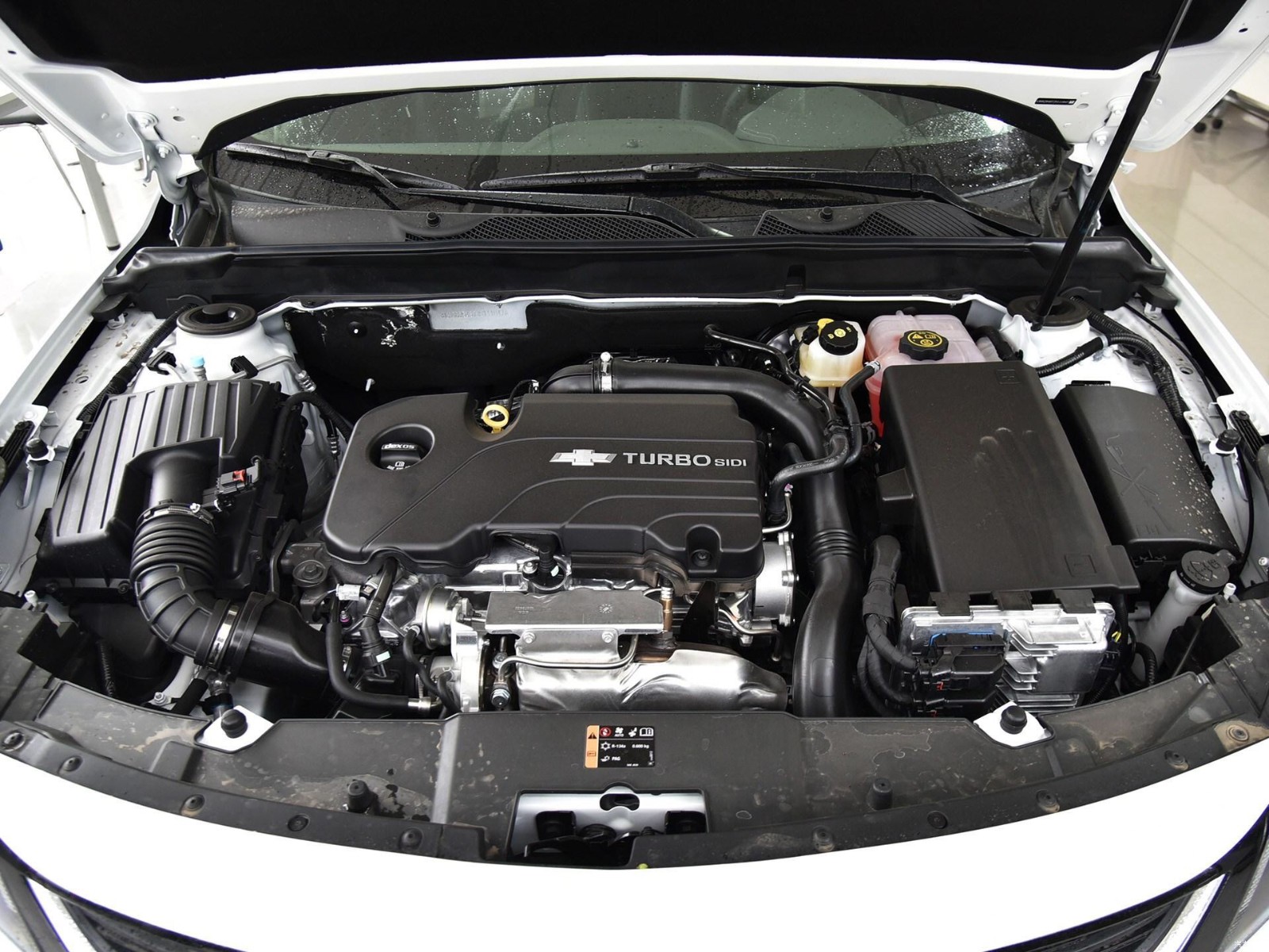 5t发动机有多么的自信才会丢掉2.0l,1.6t和2.4l,现在的迈锐宝只有1.