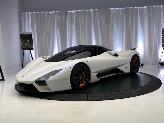 西尔贝ssc tuatara,最大功率可达1750hp,百公里加速2.5s