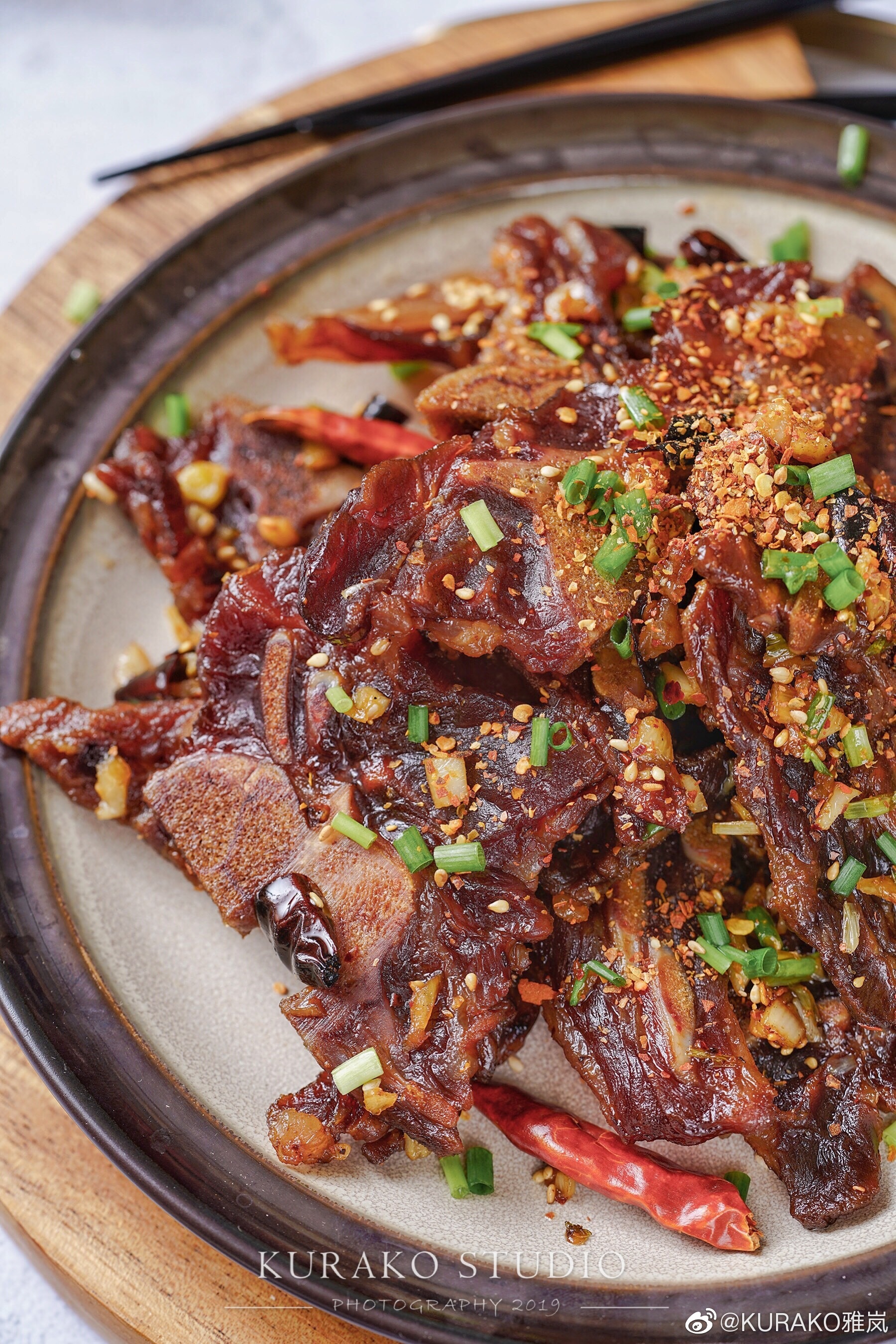 明记酱香龙骨,还没拍完就被惦记上的美味