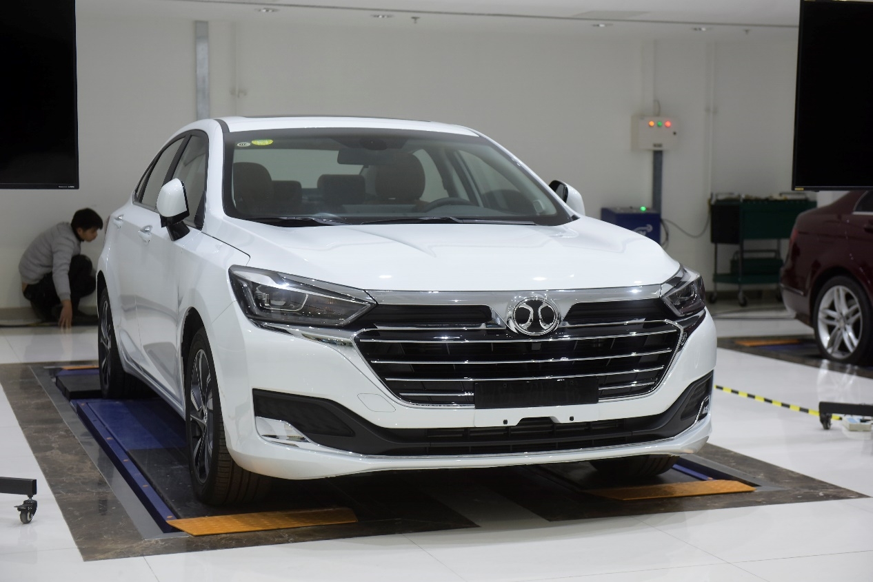 揭秘北汽绅宝智道研发过程,声音控制下血本,底盘设计超越萨博93