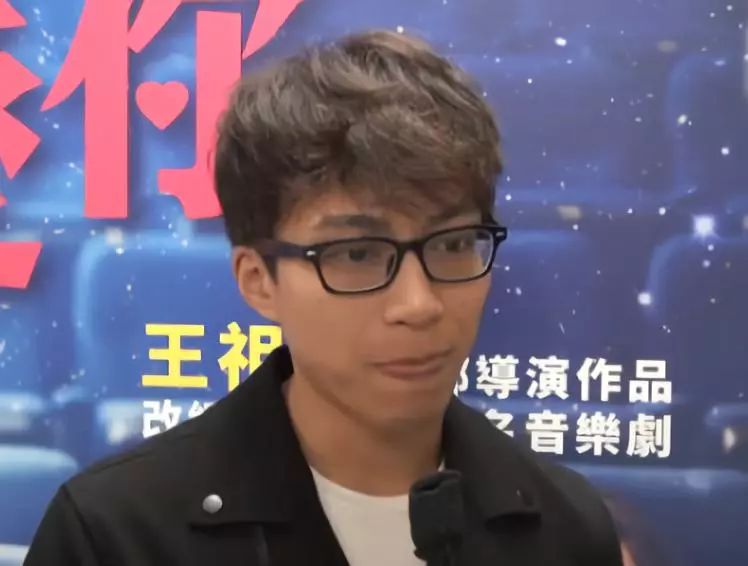 在新剧演契弟!TVB力捧小生密密操肌转变形象:想提高颜值|吴业坤|力捧|小生_新浪新闻