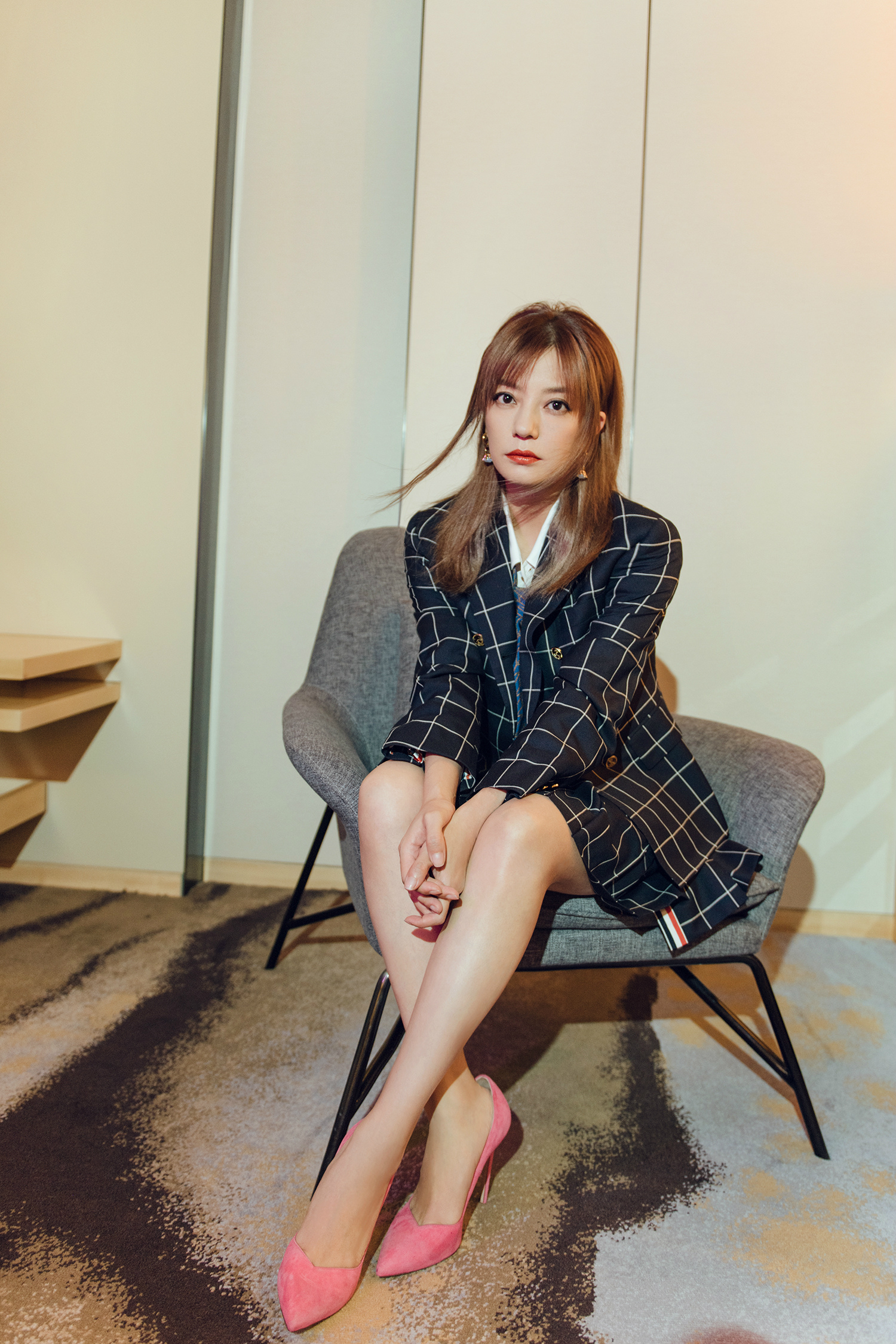 赵薇 作为"脱贫攻坚战星光行动" 纪录片电影《星光》总导演