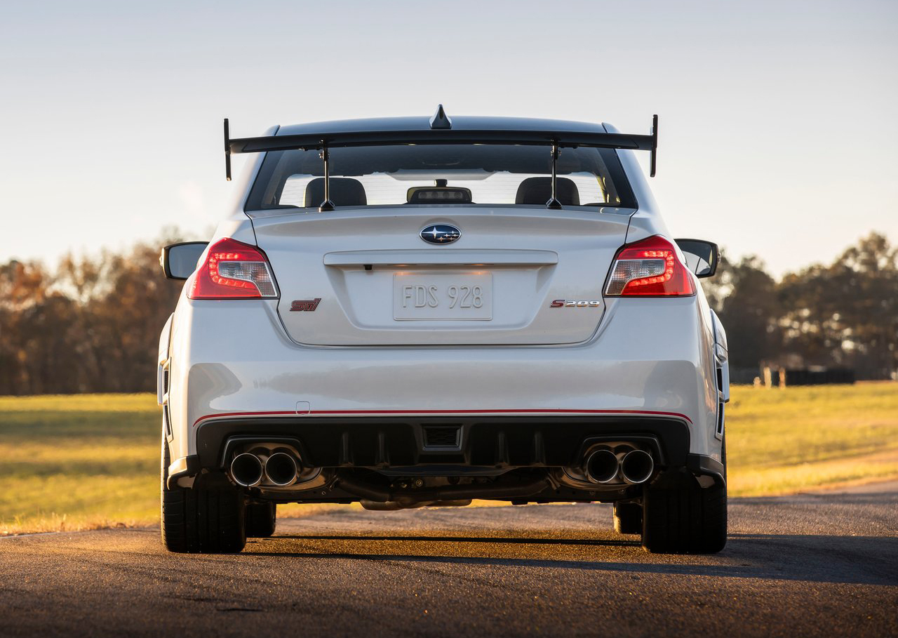 斯巴鲁wrx sti s209发布!宠儿再升级!