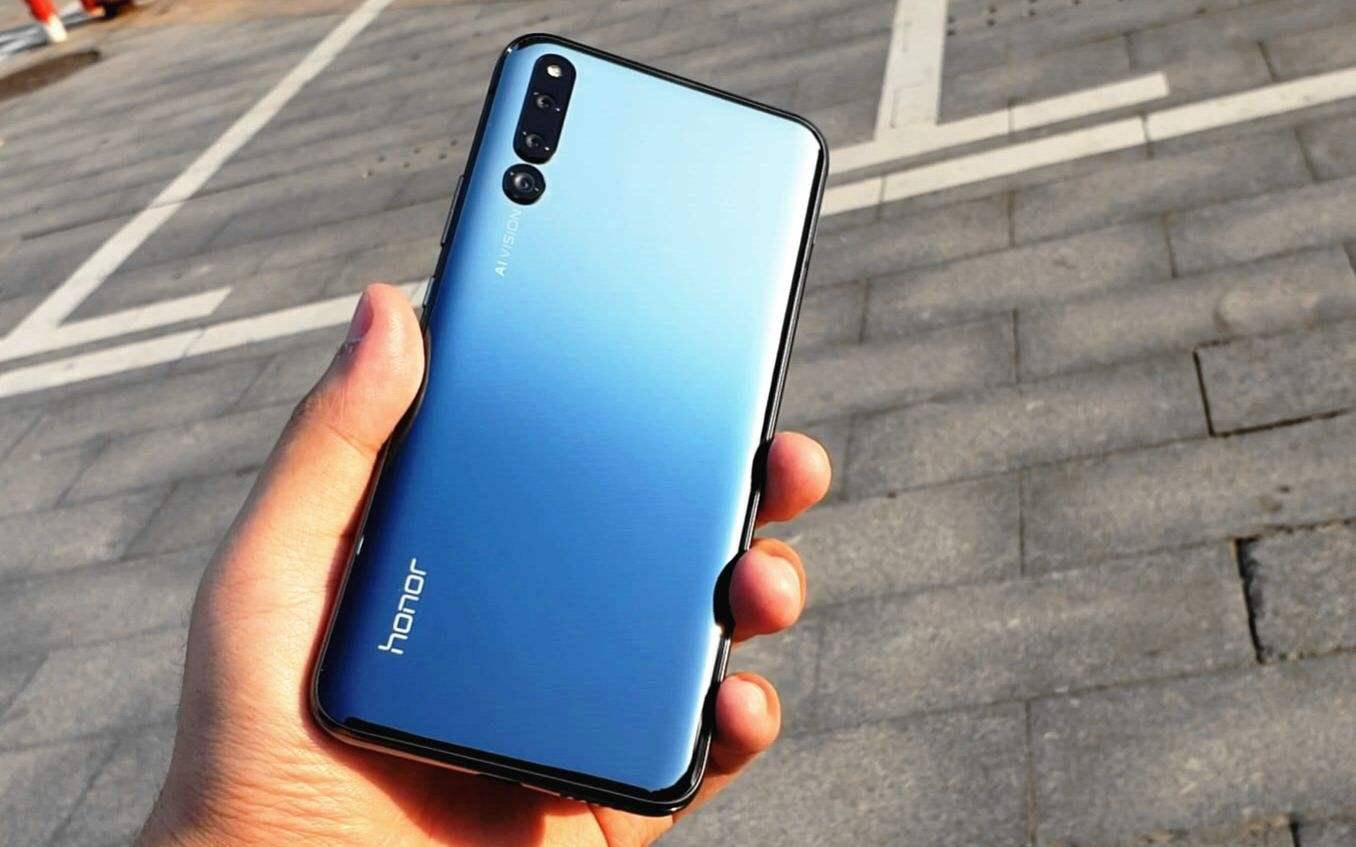 荣耀magic2,带你体验新的创新高潮!