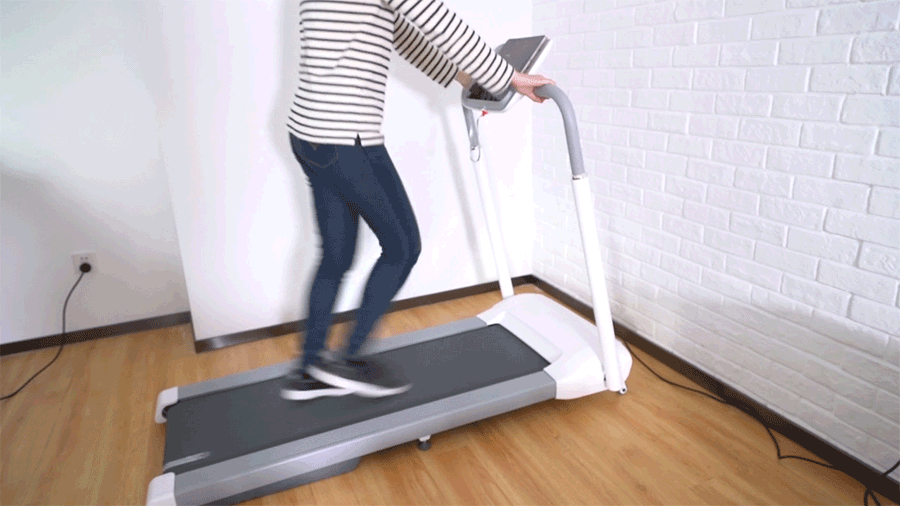 塑造完美体型 奔跑吧少年 小乔a1s跑步机评测