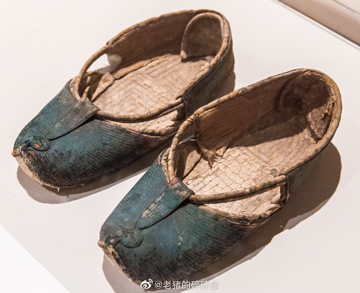 这不是道具!实拍1300年前的大唐鞋履_高清图集_新浪网