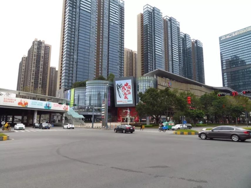 龙岗中心区万科广场宝安中心区壹方城对面天御豪庭南山西丽悦方广场