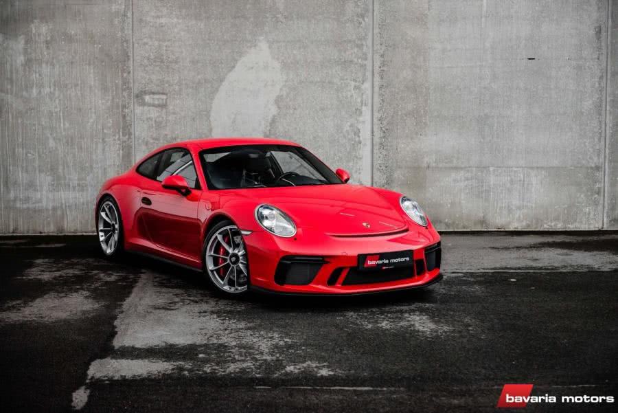 红色保时捷911 gt3 touring,没了尾翼的gt3还喜欢吗-新浪汽车