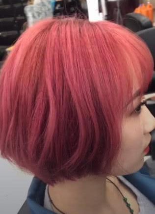 小姐姐染火烈鸟,理发师神操作本以为会失败,没想到却惊艳全网